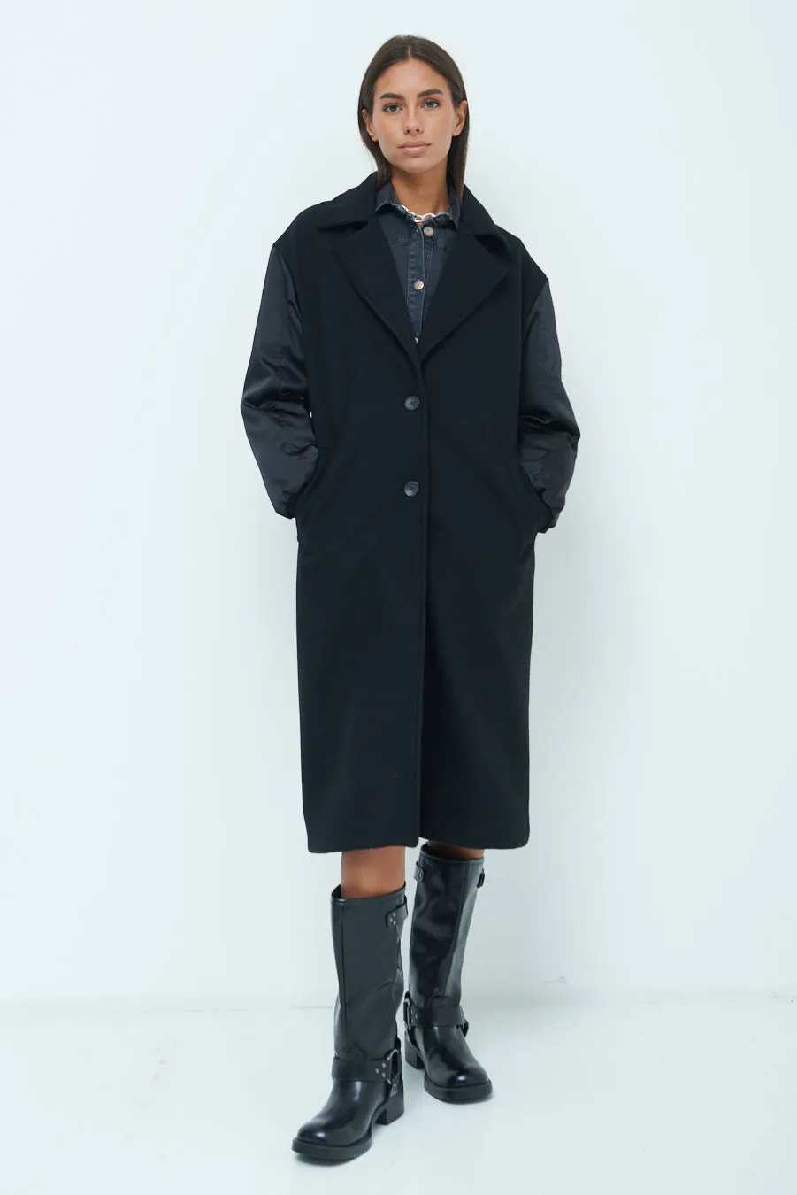 Contemporary longline coat with contrasting sleeves wholesale