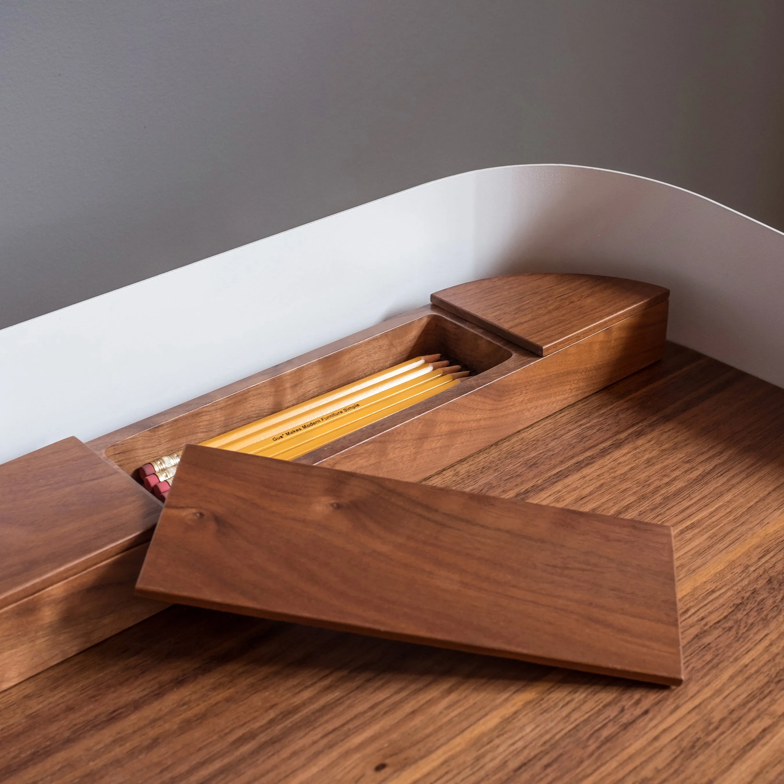 Gus* Modern Gander Desk