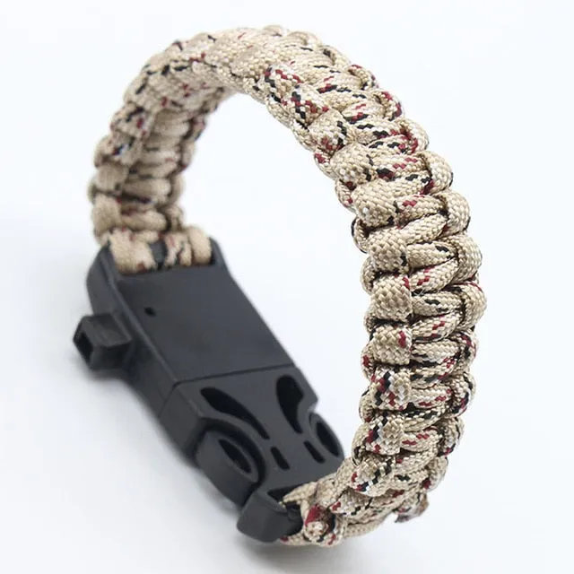 Multifunctional survival paracord bracelet