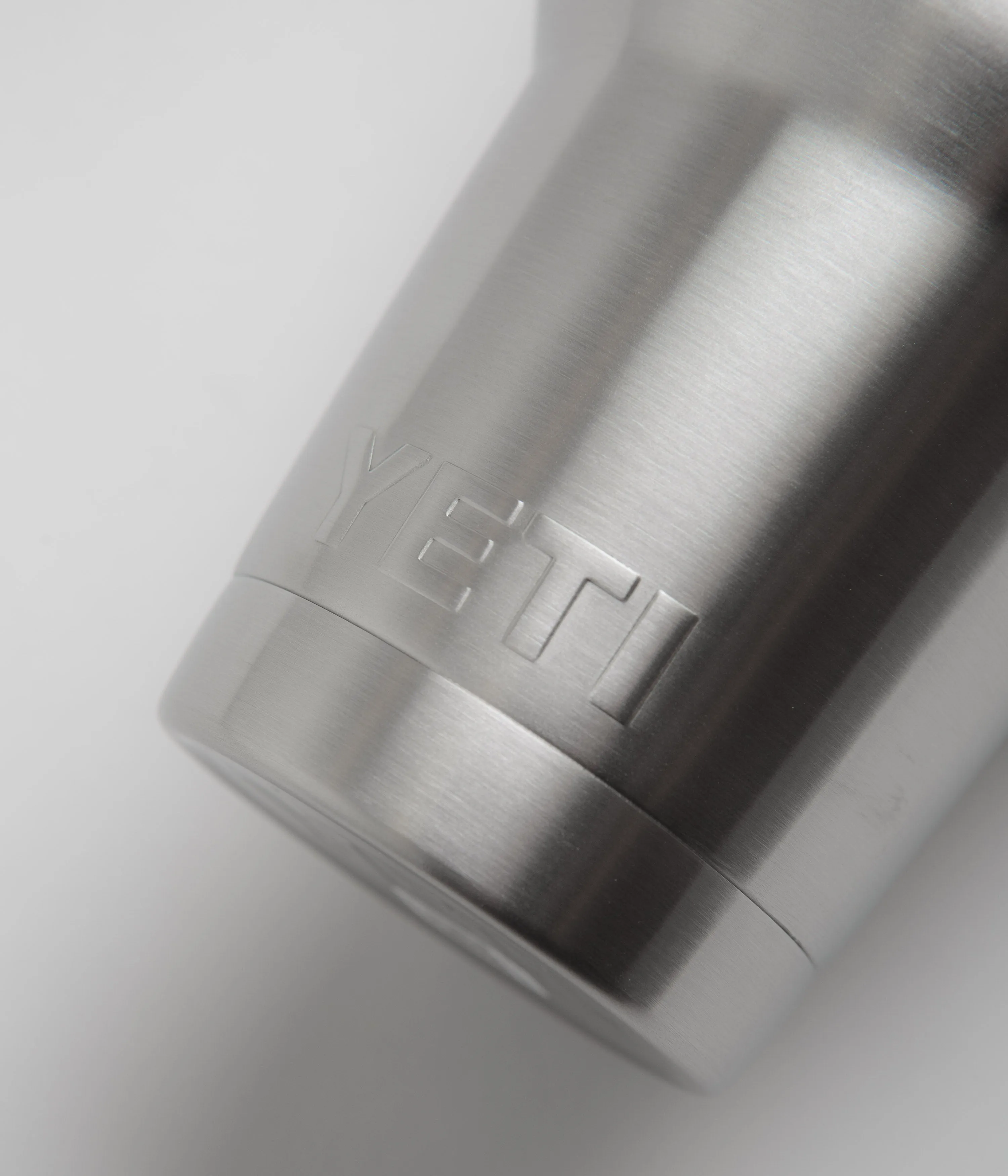 Yeti Rambler Tumbler V2 30oz - Stainless Steel